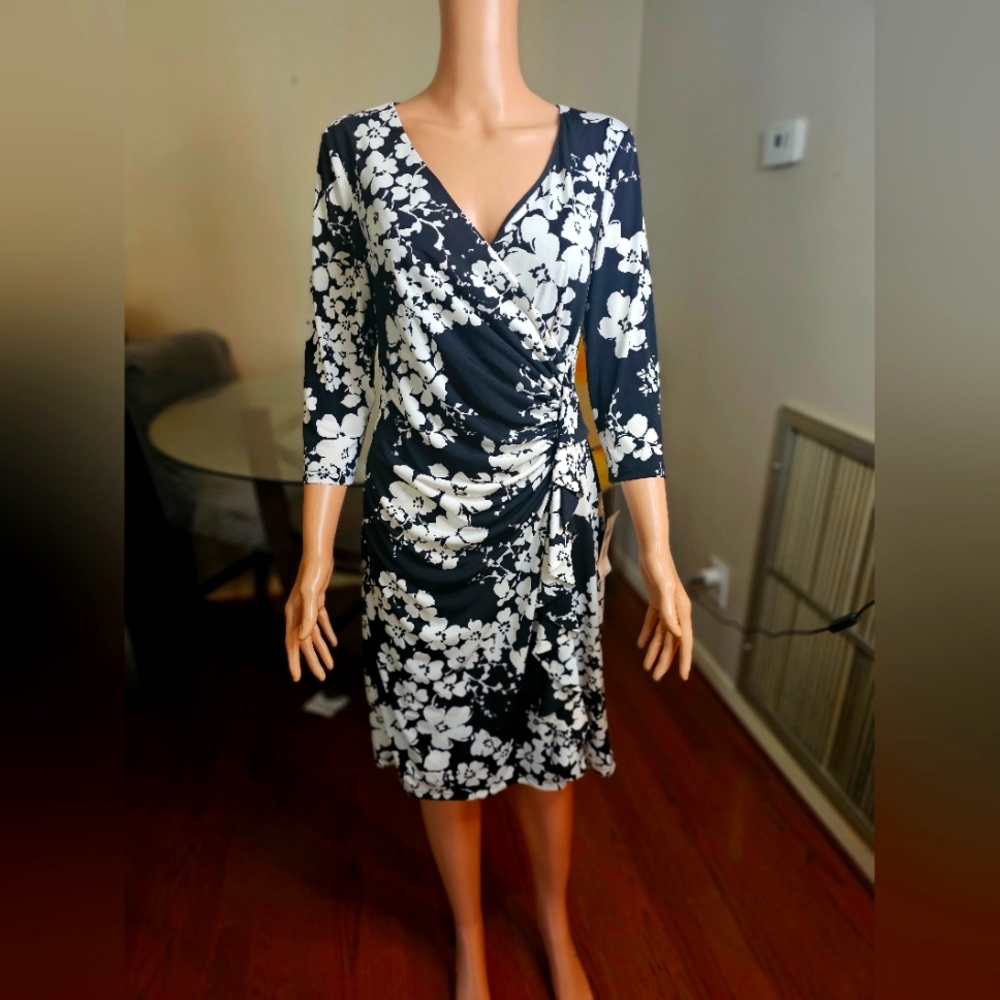 American Living, Black/white floral dress with ruching, sz 10